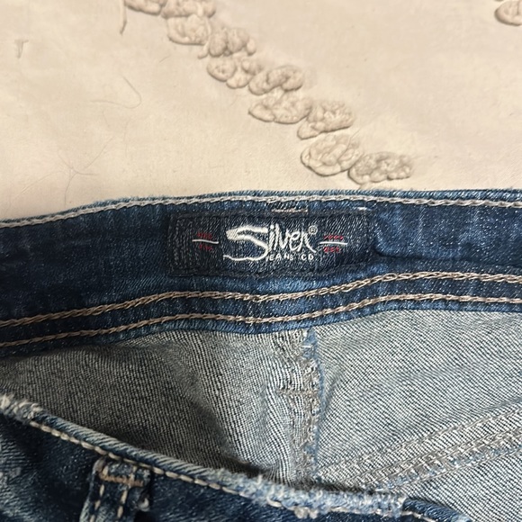 Silver Jeans - Picture 6 of 7